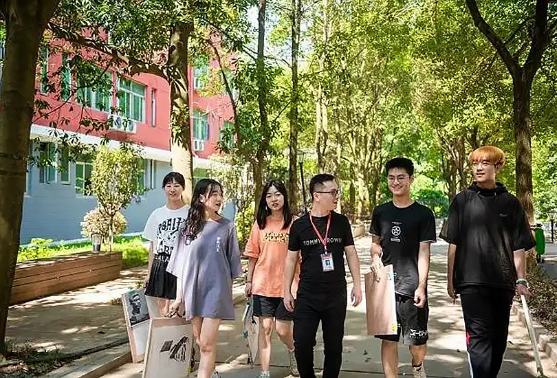 长沙衡坦高考复读学校