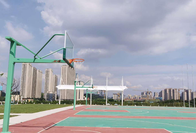  长沙市恒定高级中学