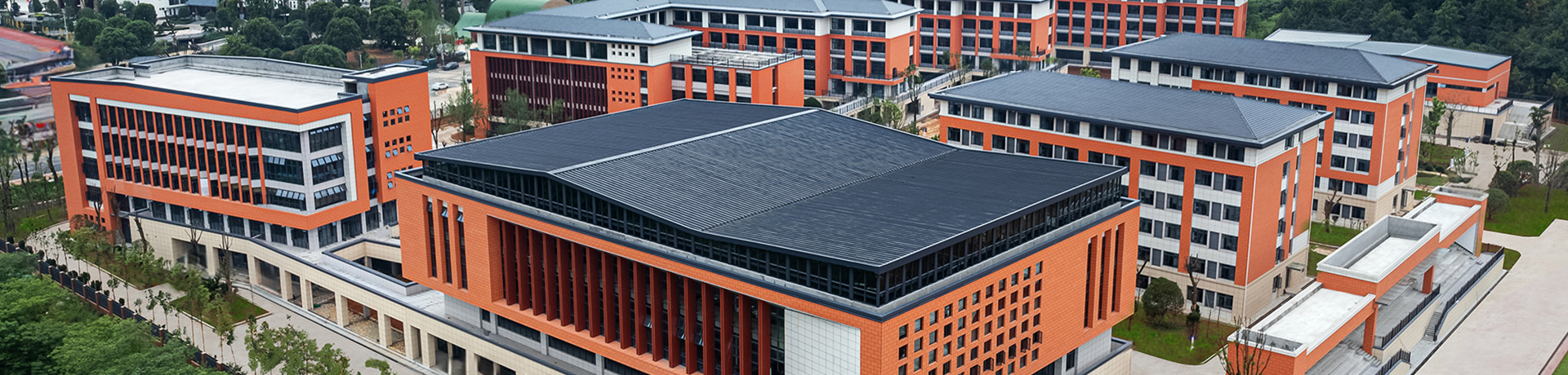 长沙市珺琟高级中学