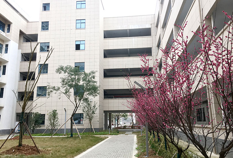 湘潭市里仁高级中学