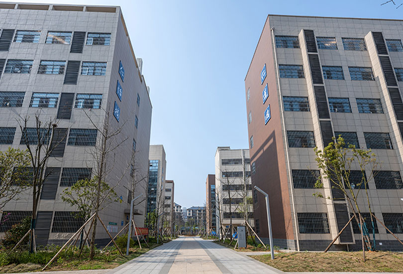 湘潭市里仁高级中学