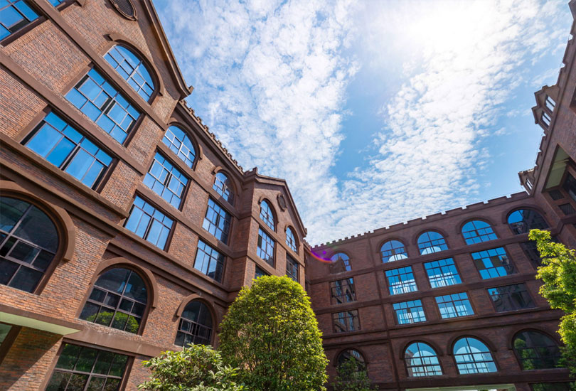 岳阳市郡华学校