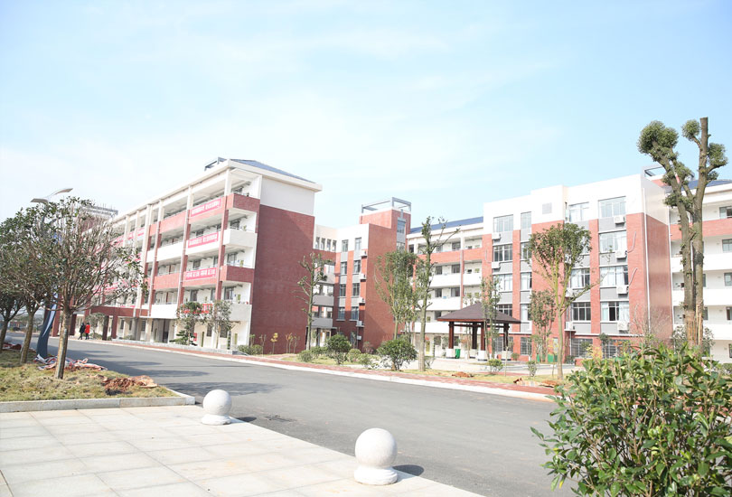  衡水一中湖南知源学校