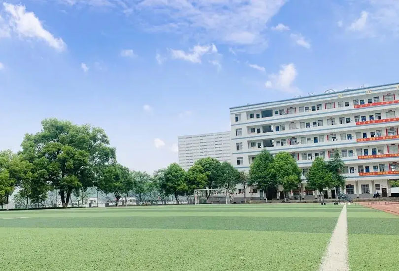 株洲健坤潇湘高级中学