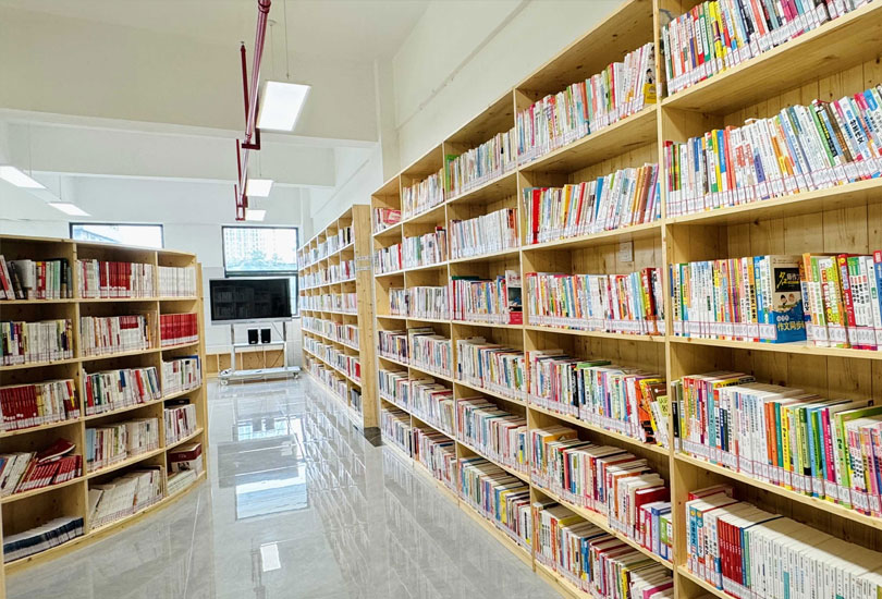 宁乡市玉潭高级中学