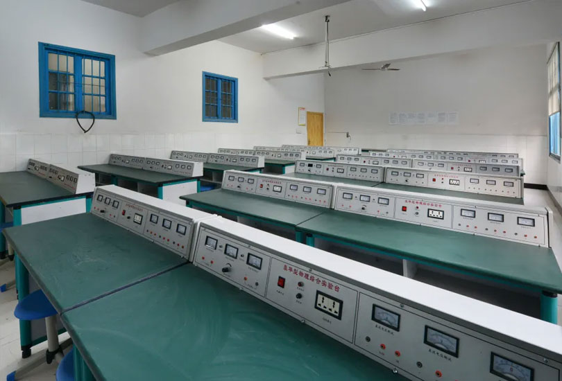 洪江市华韵实验学校