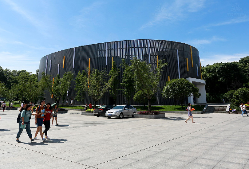 湖南财经工业职业技术学院