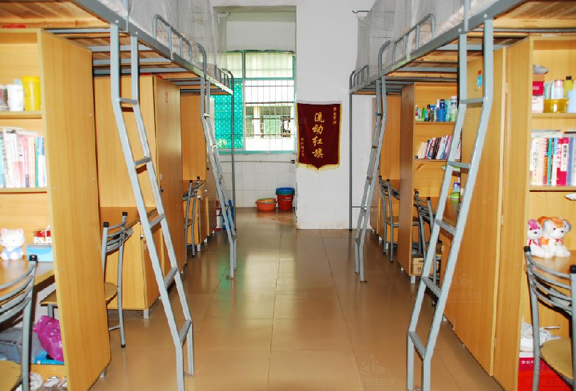 湖南财经工业职业技术学院