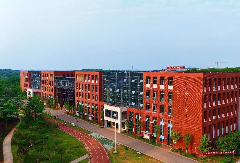 湖南劳动人事职业学院