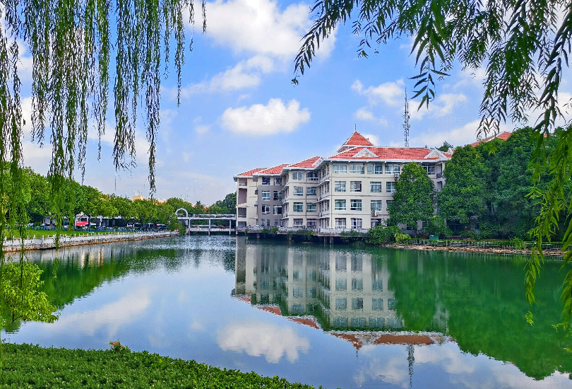 湖南大众传媒职业技术学院